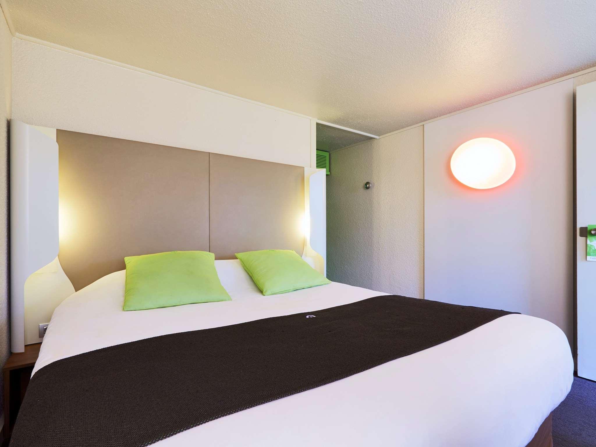 Campanile Hotel Ош Екстериор снимка